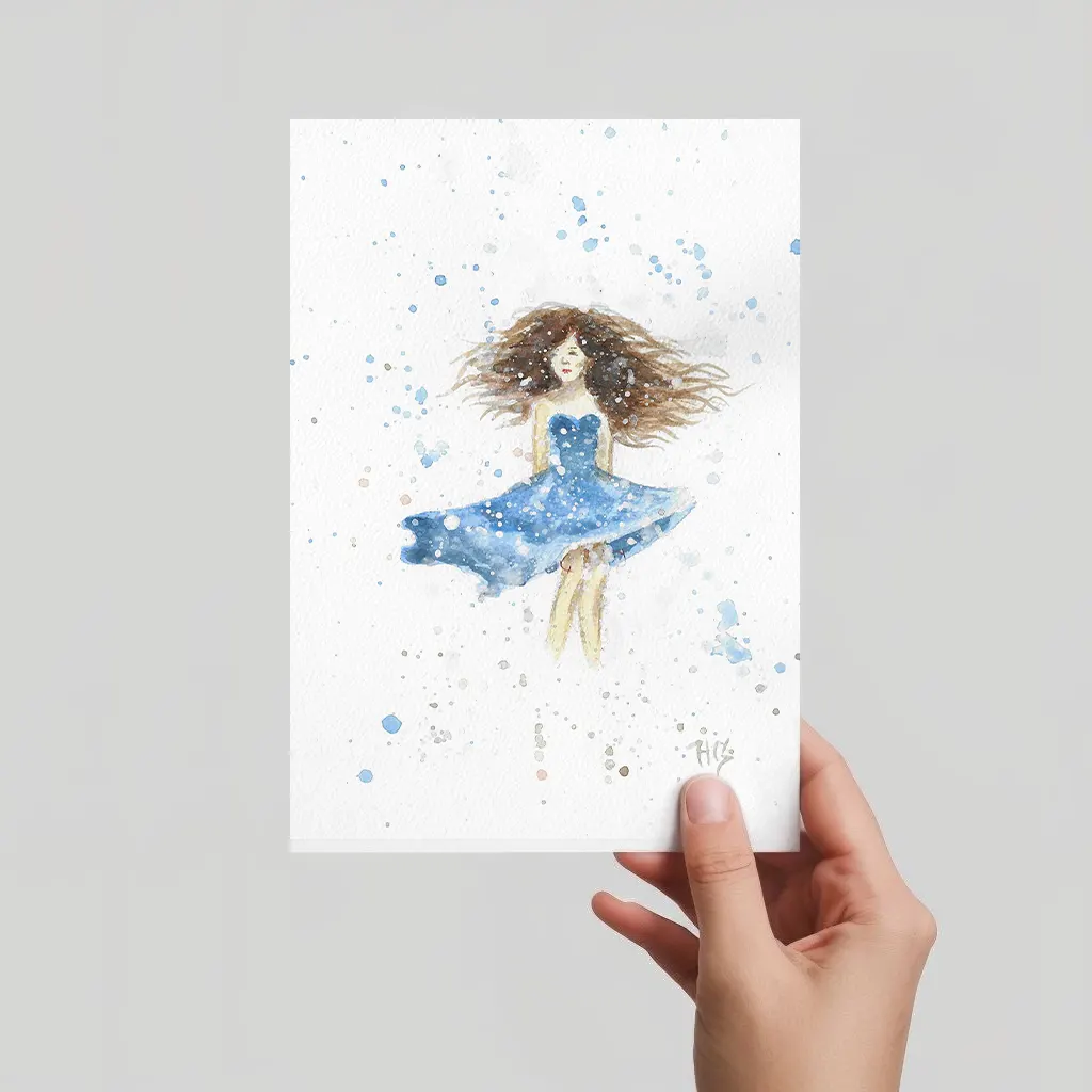 Aquarell Postkarte tanzendes Mädchen in blauem Kleid, handgemalt, expressive Malweise mit blauen Spritzern.
