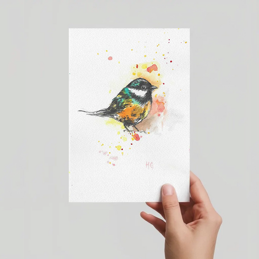 Aquarell Postkarte kleiner bunter Vogel, handgemalt mit Tuschelinien, expressive Malweise mit orange-roten Spritzern.